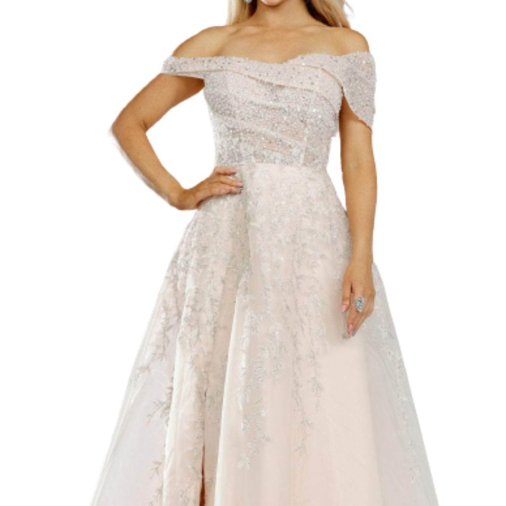 Elegant Off-Shoulder Pink Gown